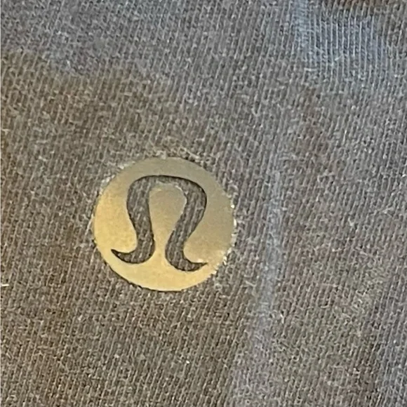 lululemon athletica Black Tie Front Muscle Tee, activewear, active, gym, 6 - Picture 3 of 6